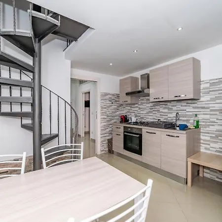 Bloom House Katanya