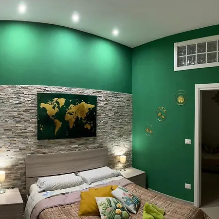 Bloom House * Katanya