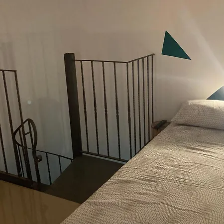 Bloom House Apartment