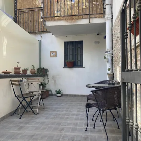 Apartment Bloom House Catania